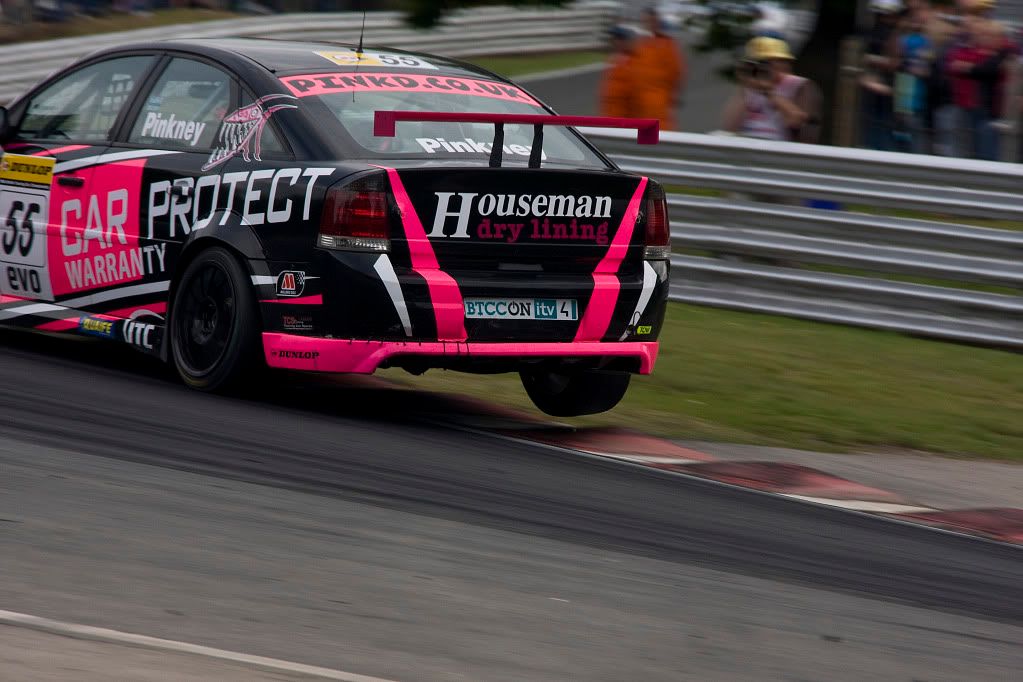 IMAGE: http://i214.photobucket.com/albums/cc110/redone26/tc8.jpg