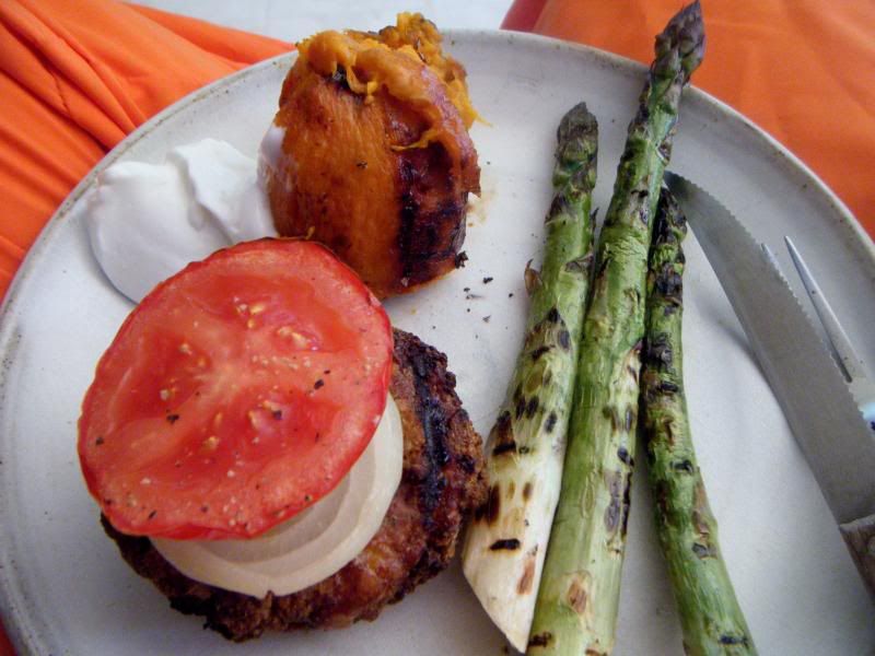 IMAGE: http://i214.photobucket.com/albums/cc140/Dar_Lyn_S/competition%20photos/DSCF2346.jpg