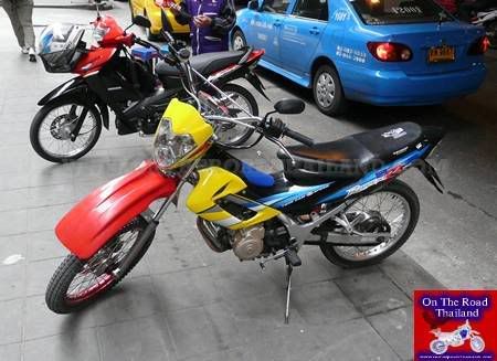 BangkokBikesSuzukiRaider150.jpg