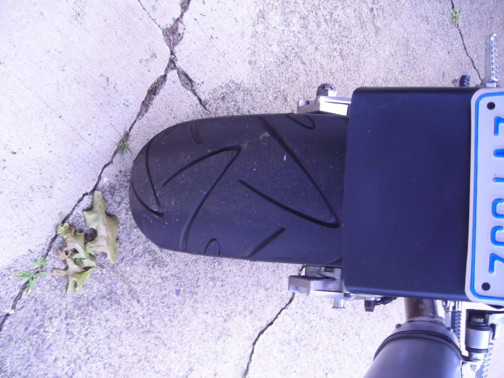 http://i214.photobucket.com/albums/cc19/mikekaiser/Misc%20Bike%20Pics/DSCN3956.jpg