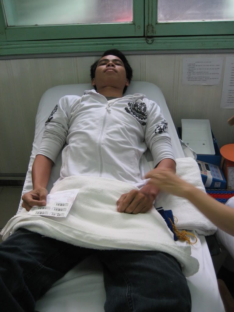 Hiến Máu định kỳ: Nhuộm đỏ ngày Chủ Nhật 10/01/2010... - 13