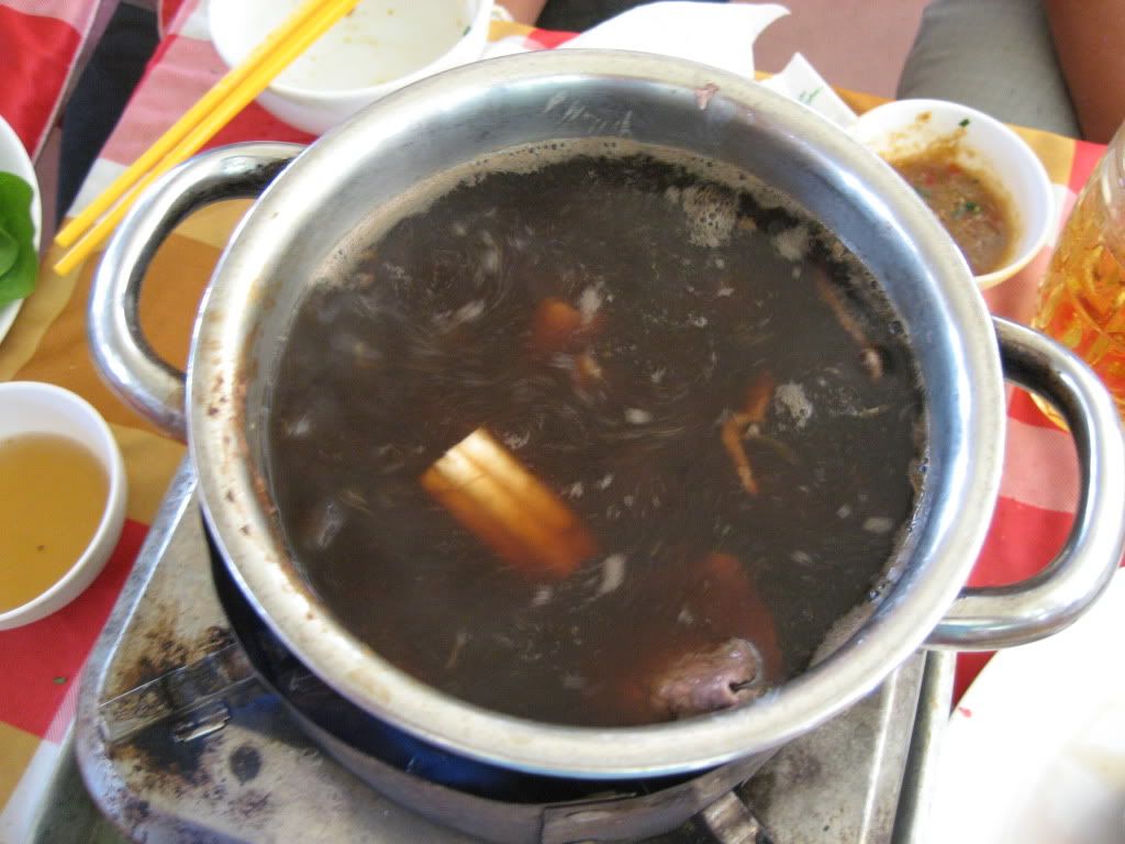 Hiến Máu định kỳ: Nhuộm đỏ ngày Chủ Nhật 10/01/2010... - 35