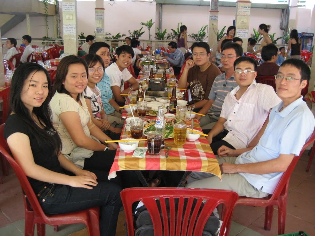 Hiến Máu định kỳ: Nhuộm đỏ ngày Chủ Nhật 10/01/2010...