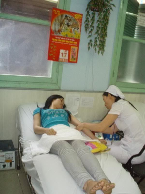 Hiến Máu định kỳ: Nhuộm đỏ ngày Chủ Nhật 10/01/2010... - 17