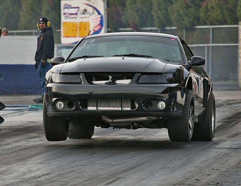 http://i214.photobucket.com/albums/cc208/4r2wins/Cobrawheelie.jpg