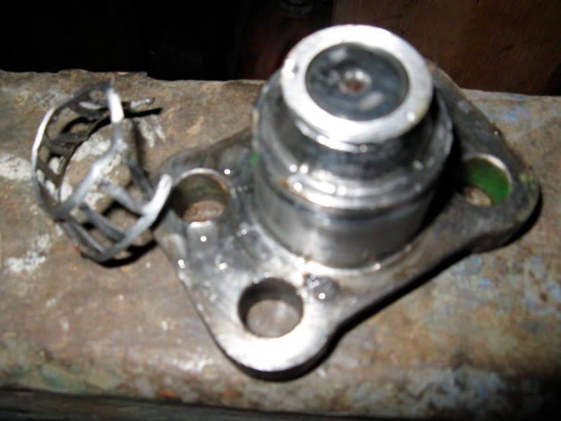 Trunion bearing problems... 4x4 and OffRoad Forum