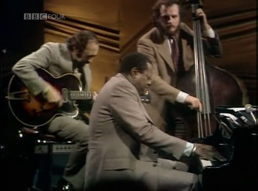 In Concert   Oscar Peterson (1974) (21 December 2008)[PDTV(XviD)] preview 0