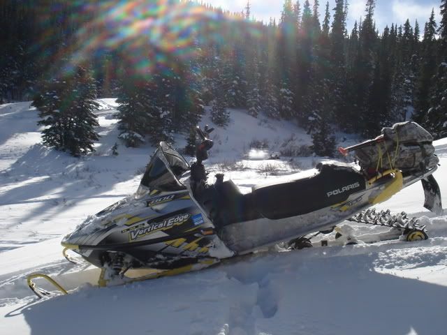 Snowmobiling208.jpg