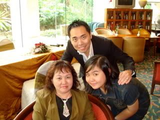 me, my mum n sis