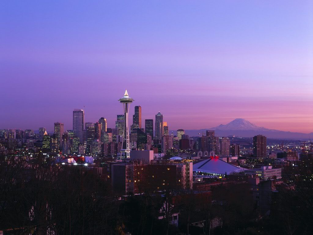 DowntownSeattleandMountRainieratSun.jpg