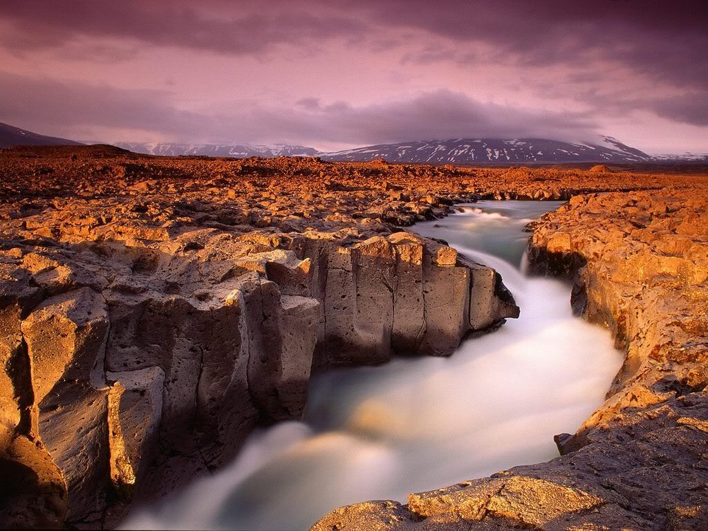 KaldidalurIceland.jpg