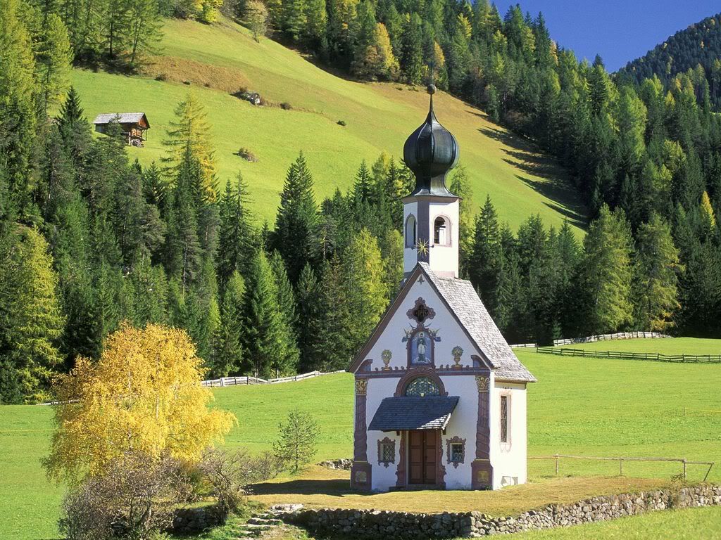 StJohnChurchValdiFunesItaly.jpg