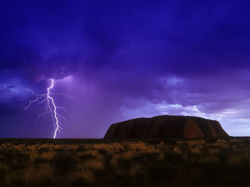 UluruNationalParkNorthernTerritoryA.jpg