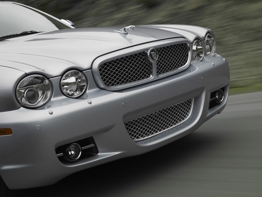 17466__jaguar_xj_11.jpg