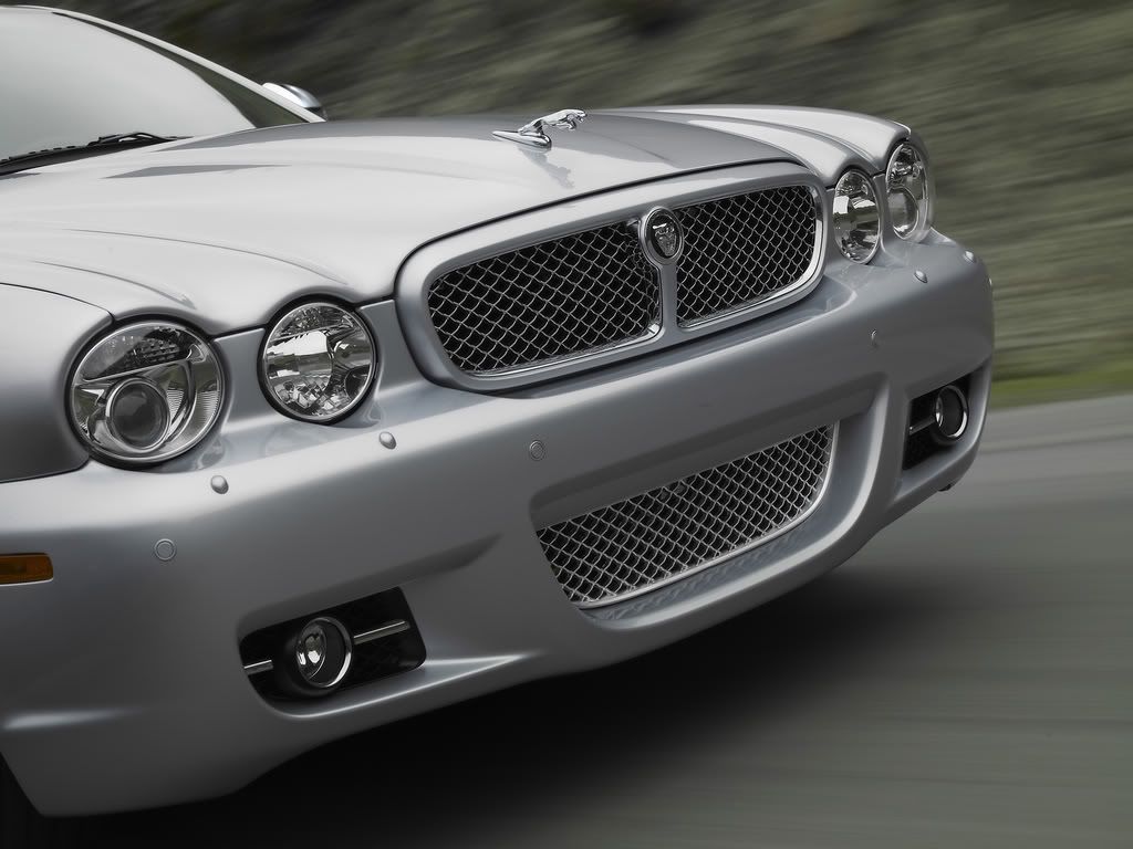 17466__jaguar_xj_15.jpg