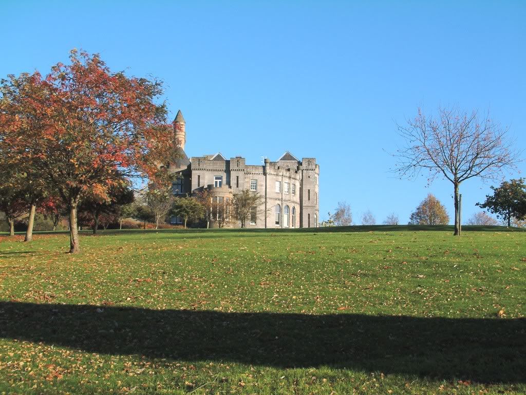AirthreyCastleStirlingUniversitySco.jpg