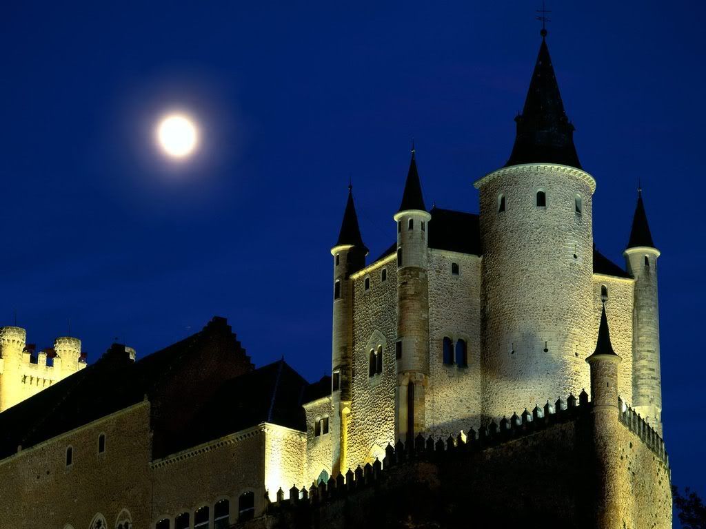 AlcazarCastleSegoviaSpain3.jpg