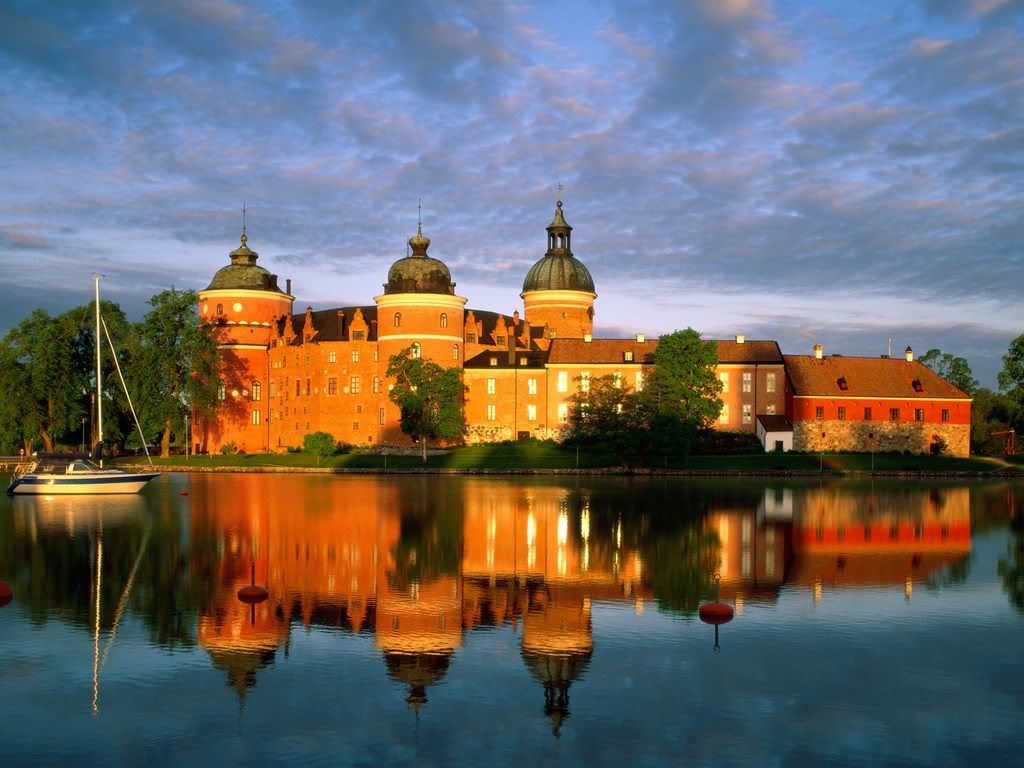 GripsholmCastleMariefredSweden.jpg