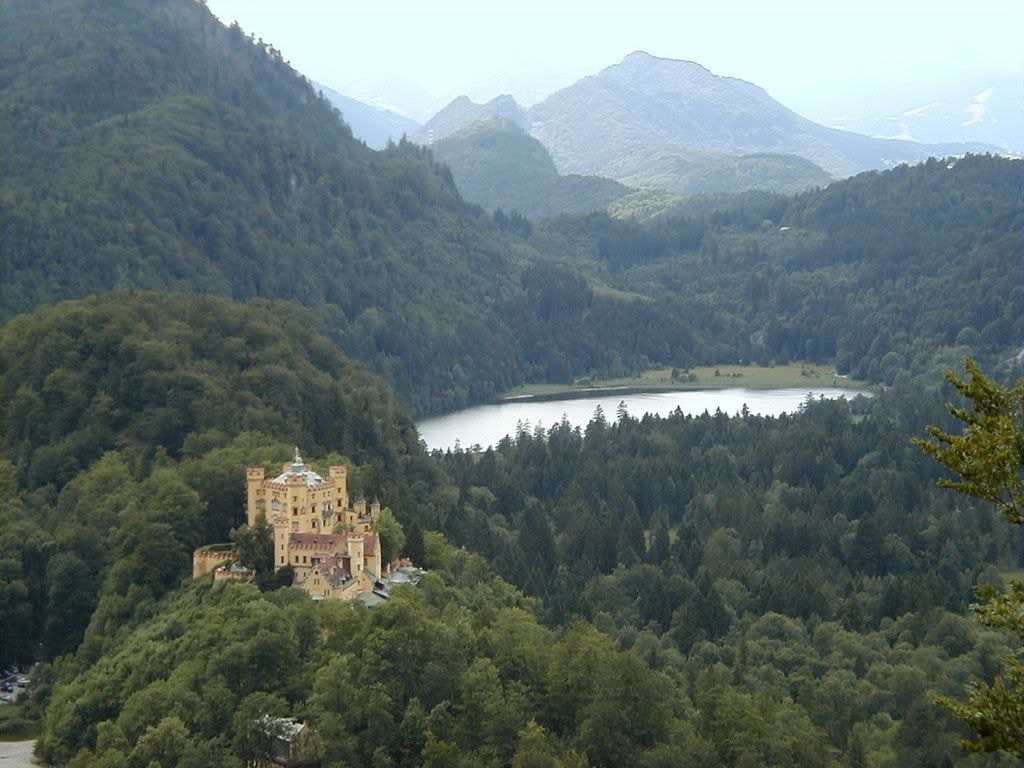 HohenschwangauCastleBavariaGermany4.jpg