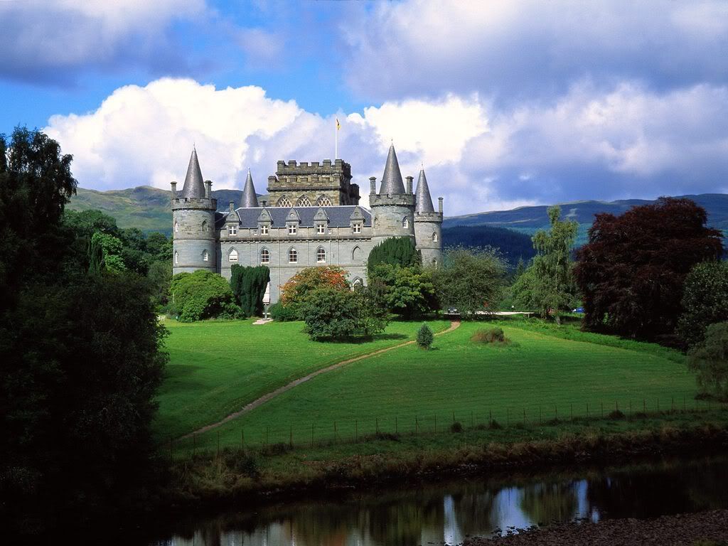 InveraryCastleScotland1.jpg