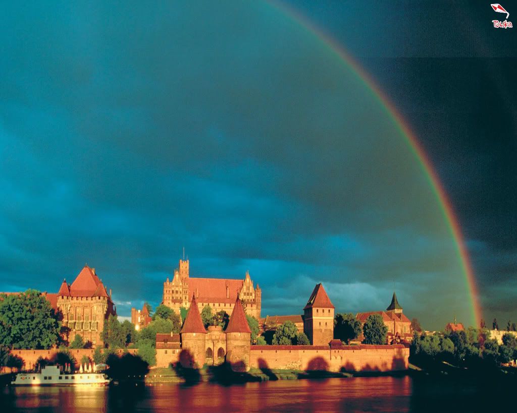 MalborkCastleofTeutonicKnightsPo-1.jpg