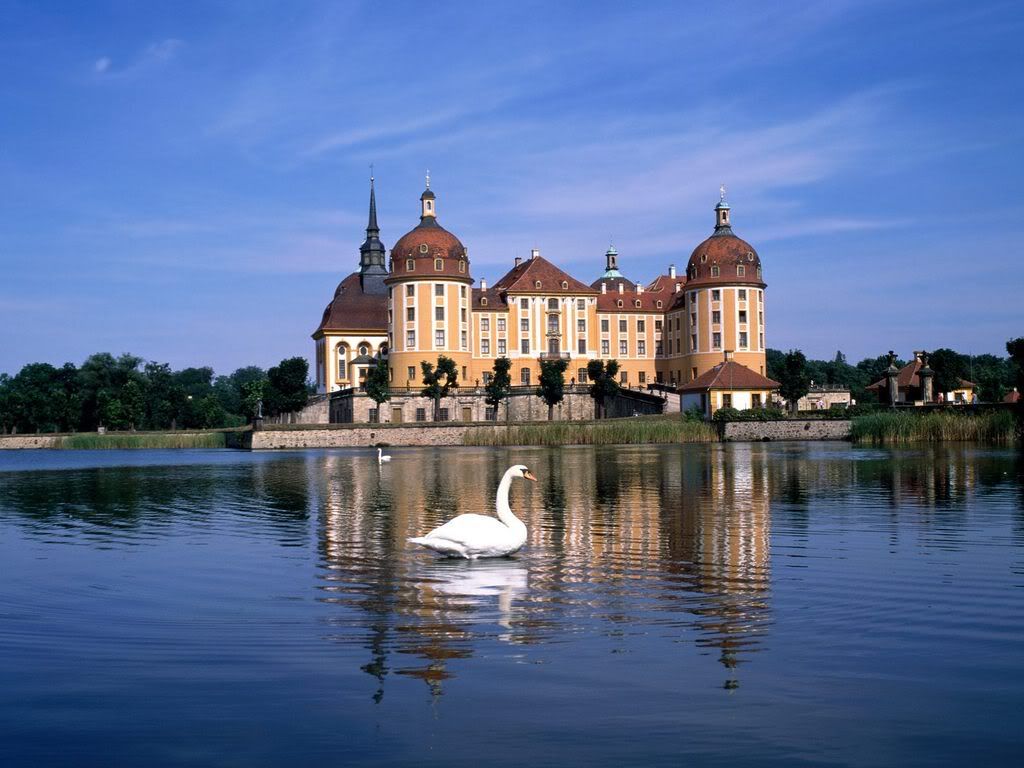 MoritzburgCastlenearDresdenSaxon-2.jpg