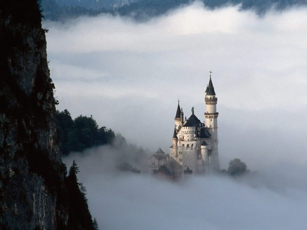 NeuschwansteinCastleBavariaGerma-1.jpg