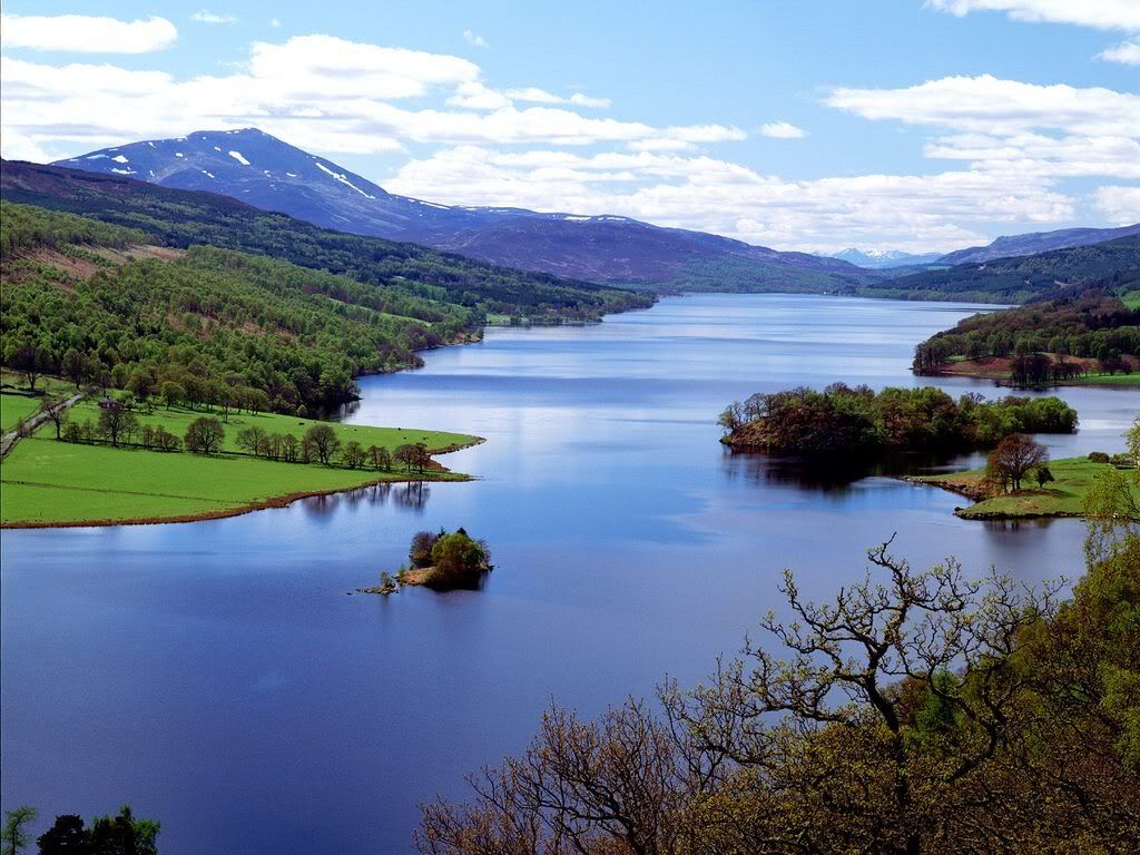 QueensViewLochTummelScotland.jpg