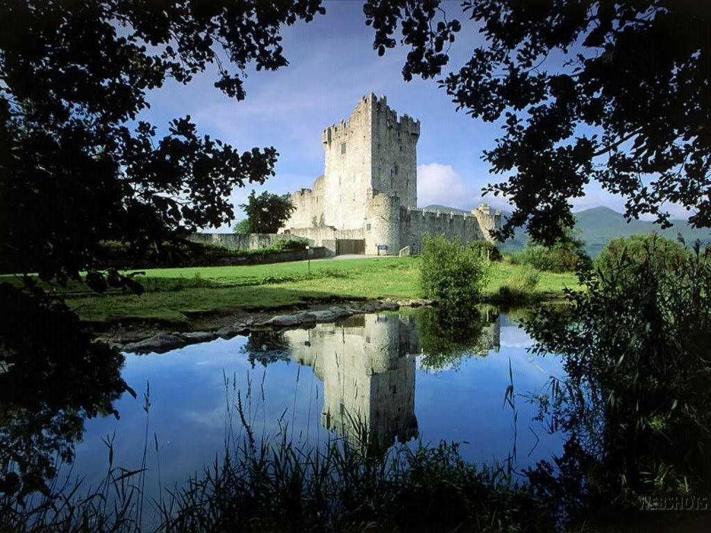 RossCastleKillarneyNationalParkIrel.jpg