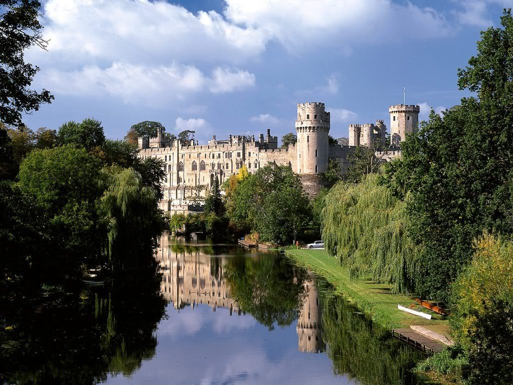 WarwickCastleWarwickshireCountyEngl.jpg
