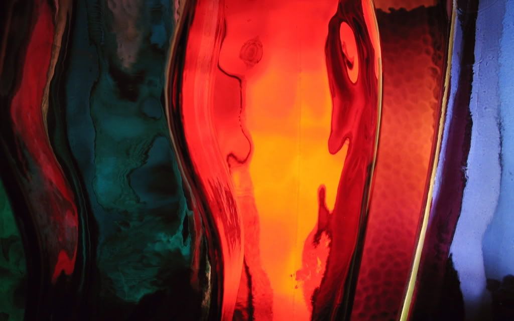 00835_coloredbottles_2560x1600.jpg