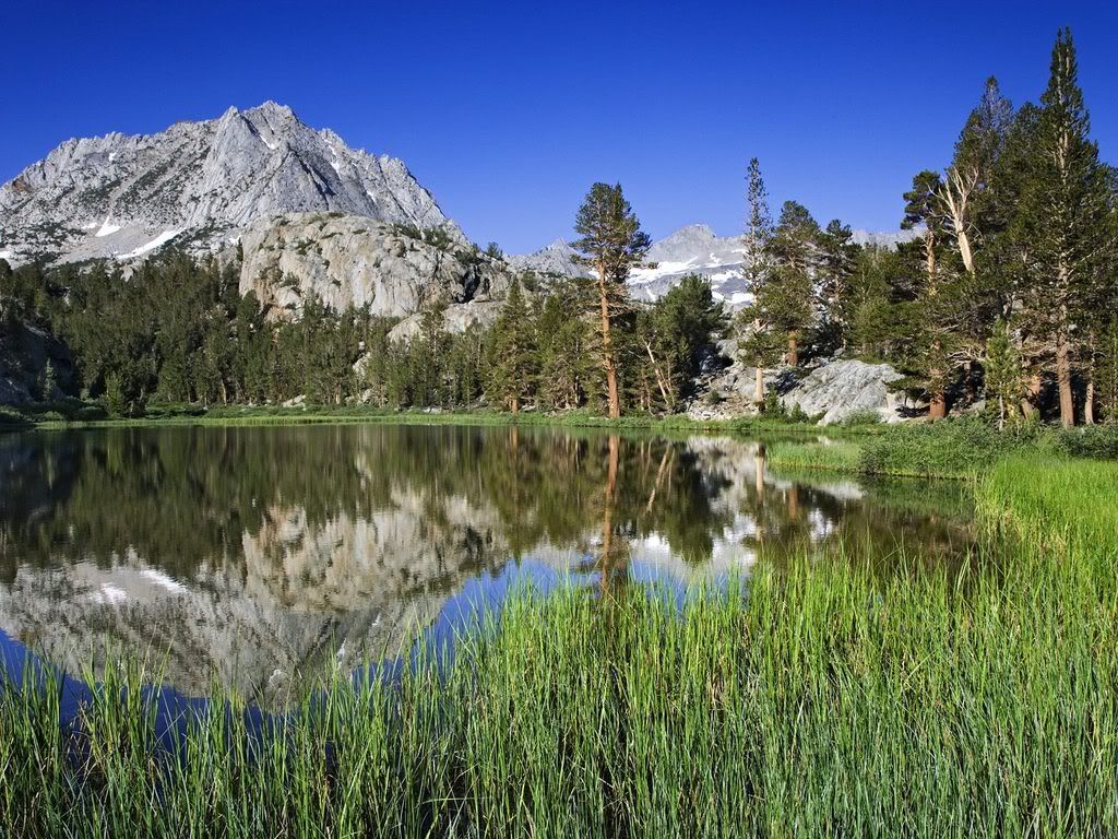 LakeMaryLouiseEasternSierraCaliforn.jpg