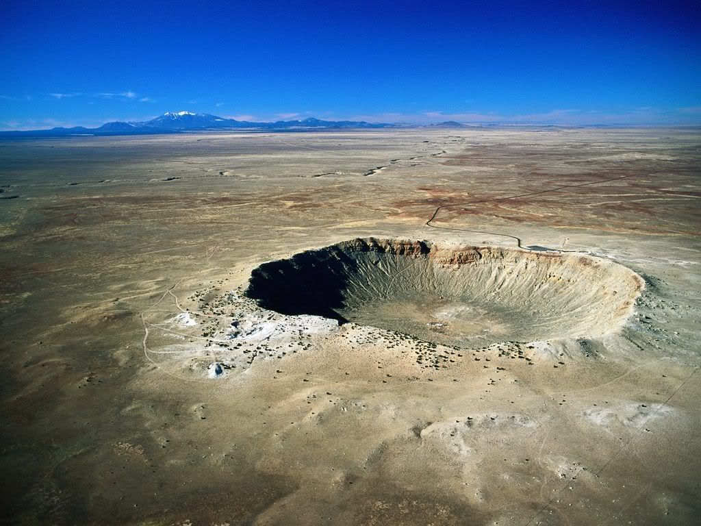 MeteorCraterNearWinslowArizona.jpg