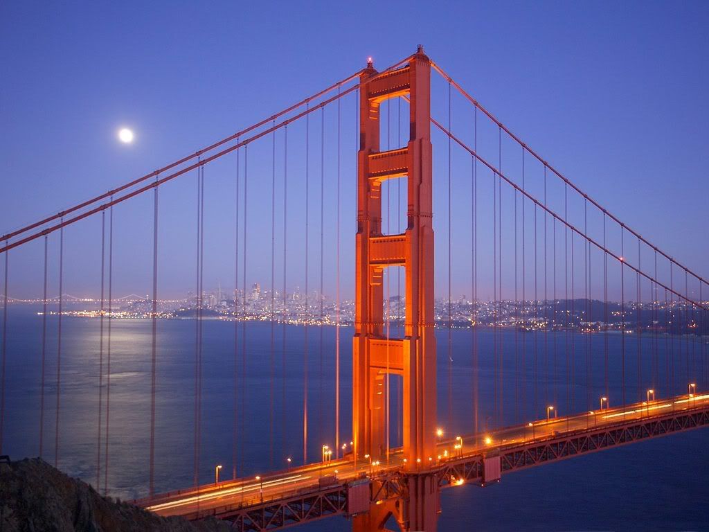MoonriseOverSanFrancisco.jpg