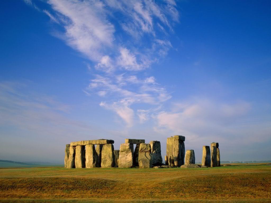 StonehengeWiltshireEngland.jpg