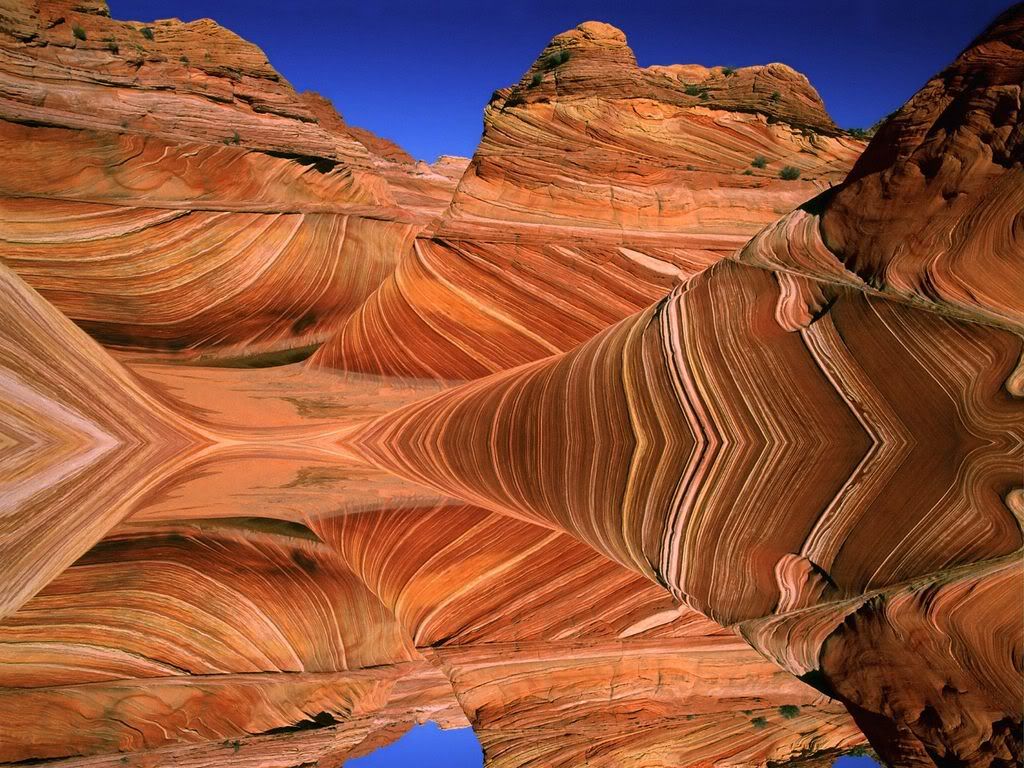 SwirlingSandstonePariaCanyonArizona.jpg