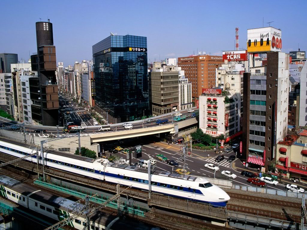 BulletTrainGinzaDistrictTokyoJapan.jpg