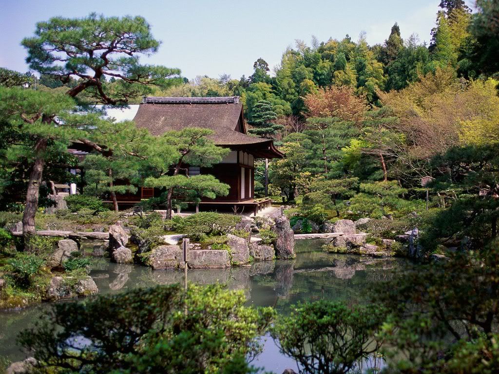 GinkakujiTempleKyotoJapan.jpg
