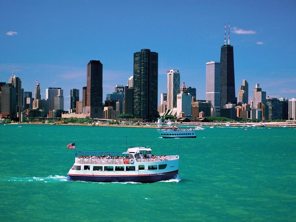 SightseeingChicagoIllinois.jpg