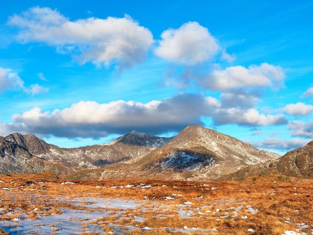 SnowdoniaNationalParkWalesGreatBrit.jpg