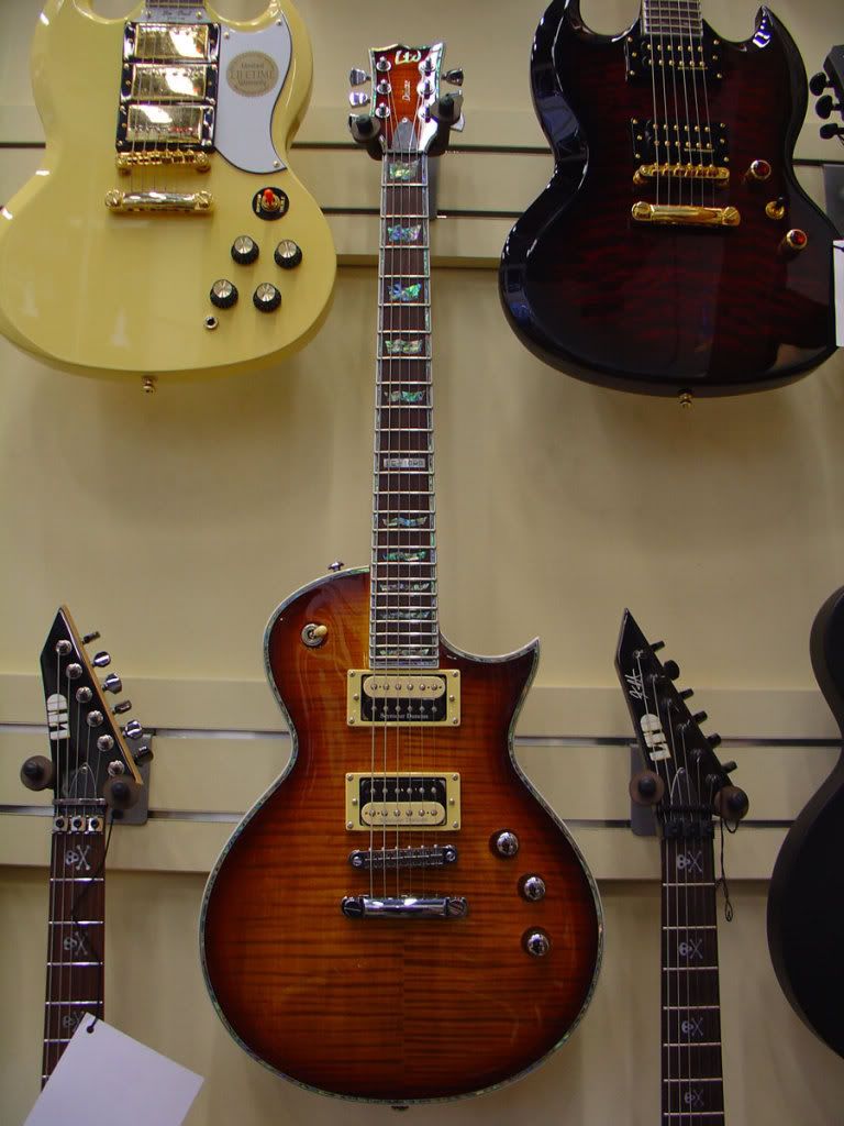 [Linked Image from i214.photobucket.com]