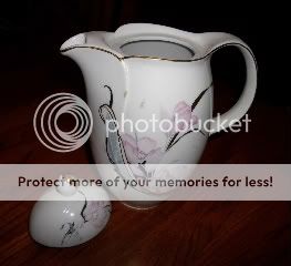 Limoges Porcelain Coffee Pot Chocolate Pot MINT Condition  